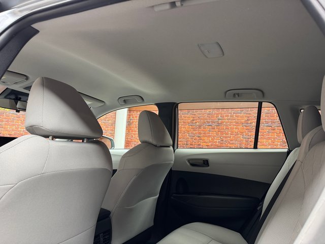 Used 2022 Toyota Corolla Cross LE image 24