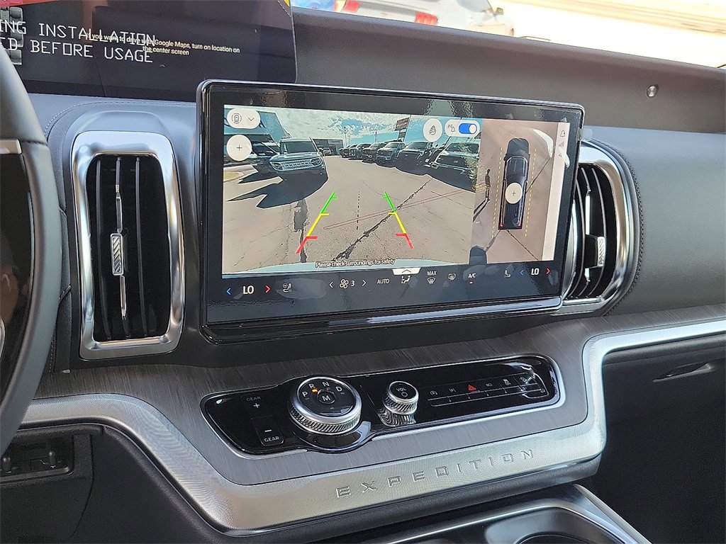 New 2025 Ford Expedition Platinum image 17