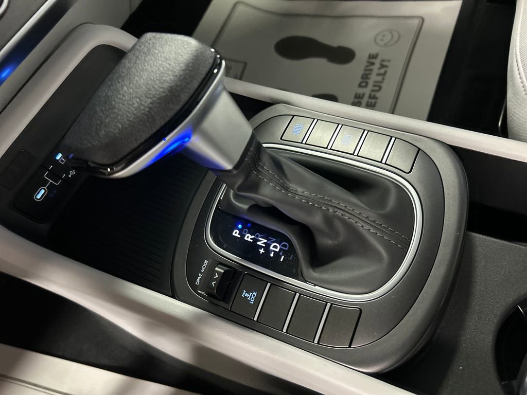 New 2026 Hyundai Kona SE image 18
