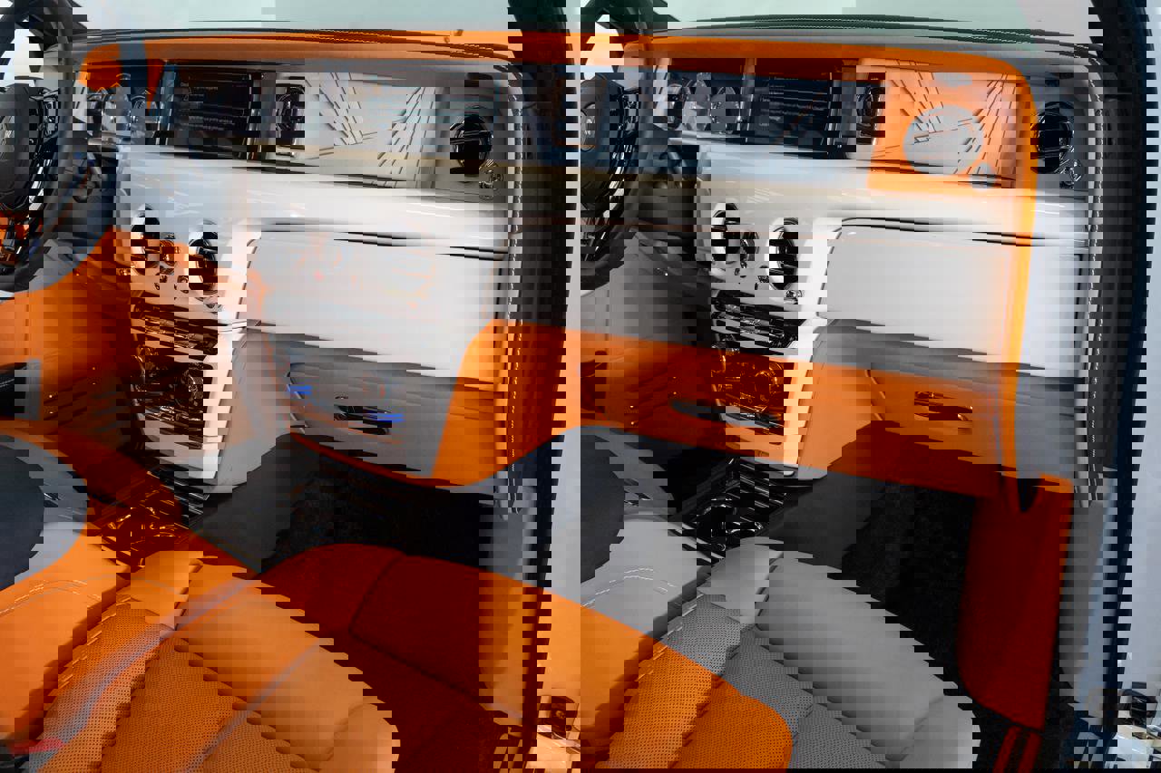 Used 2022 Rolls-Royce Phantom Sedan w/ The Phantom Package image 20