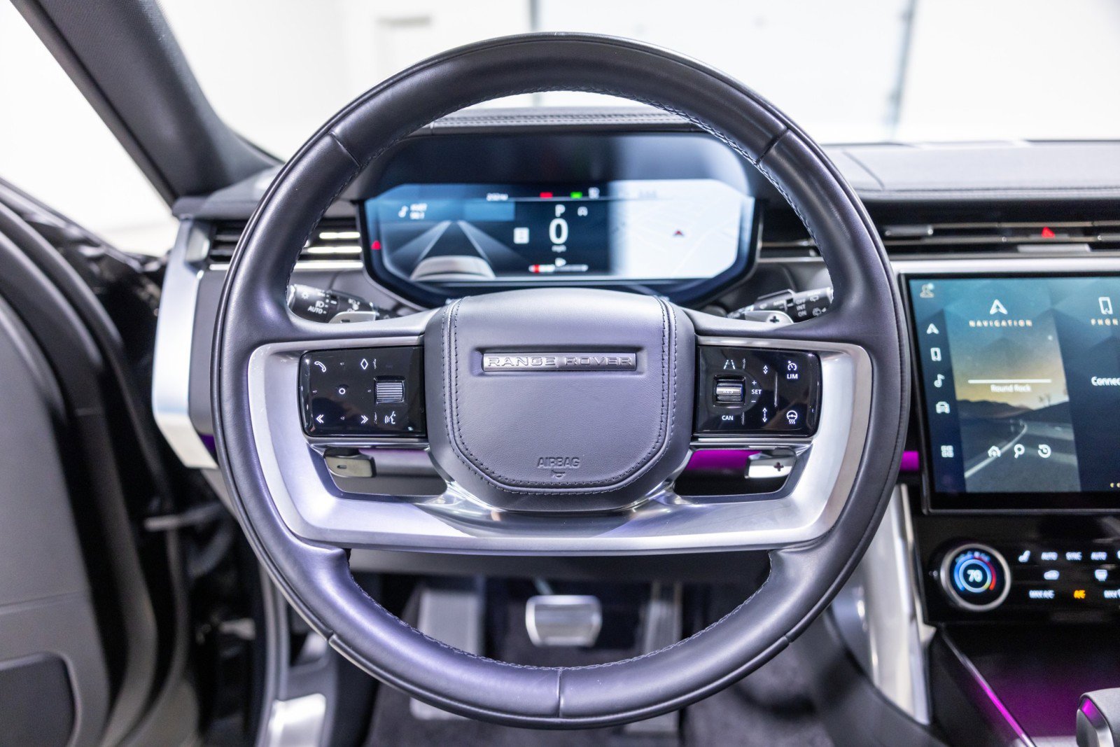 Used 2023 Land Rover Range Rover SE image 39