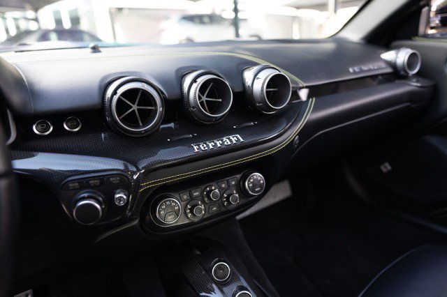 Used 2015 Ferrari F12 Berlinetta RWD image 44