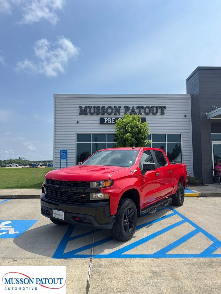 Used 2021 Chevrolet Silverado 1500 Custom Trail Boss AWD/4WD image 1