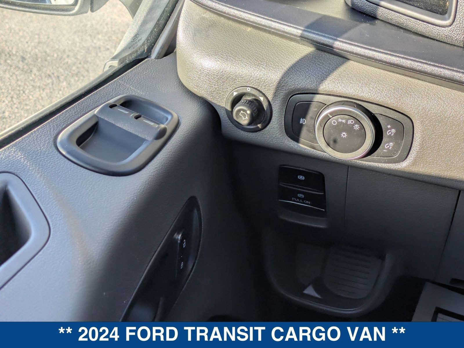 Certified 2024 Ford Transit 250 Low Roof w/ Exterior Upgrade Package image 21