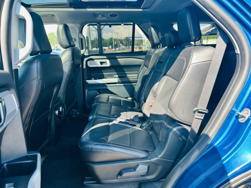 Used 2021 Ford Explorer Limited w/ Equipment Group 301A image 48