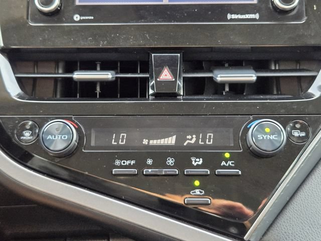 Used 2023 Toyota Camry SE FWD image 17