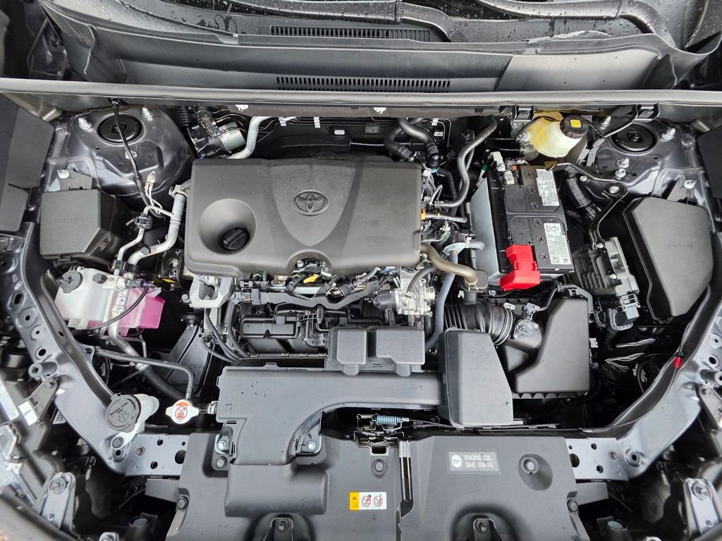 Used 2025 Toyota RAV4 XLE Premium image 33