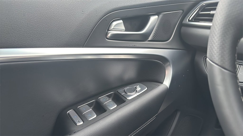 New 2026 Genesis G70 2.5T image 15