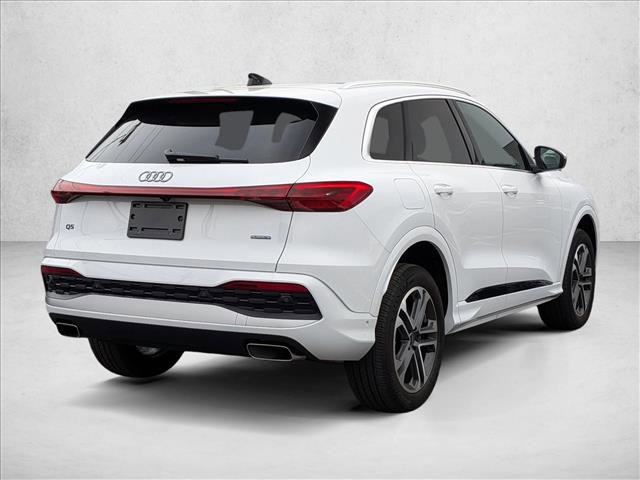 Certified 2025 Audi Q5 Premium w/ Convenience Package image 5
