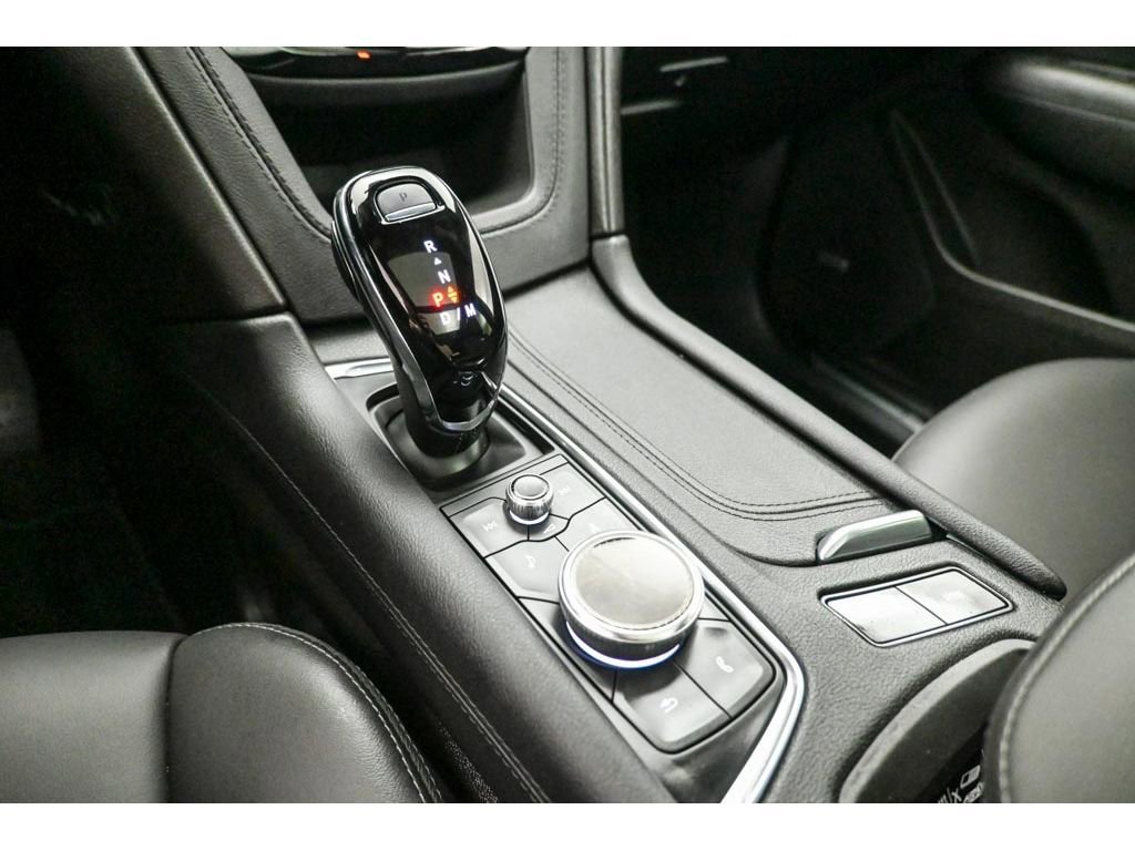 Certified 2025 Cadillac XT5 Premium Luxury image 14
