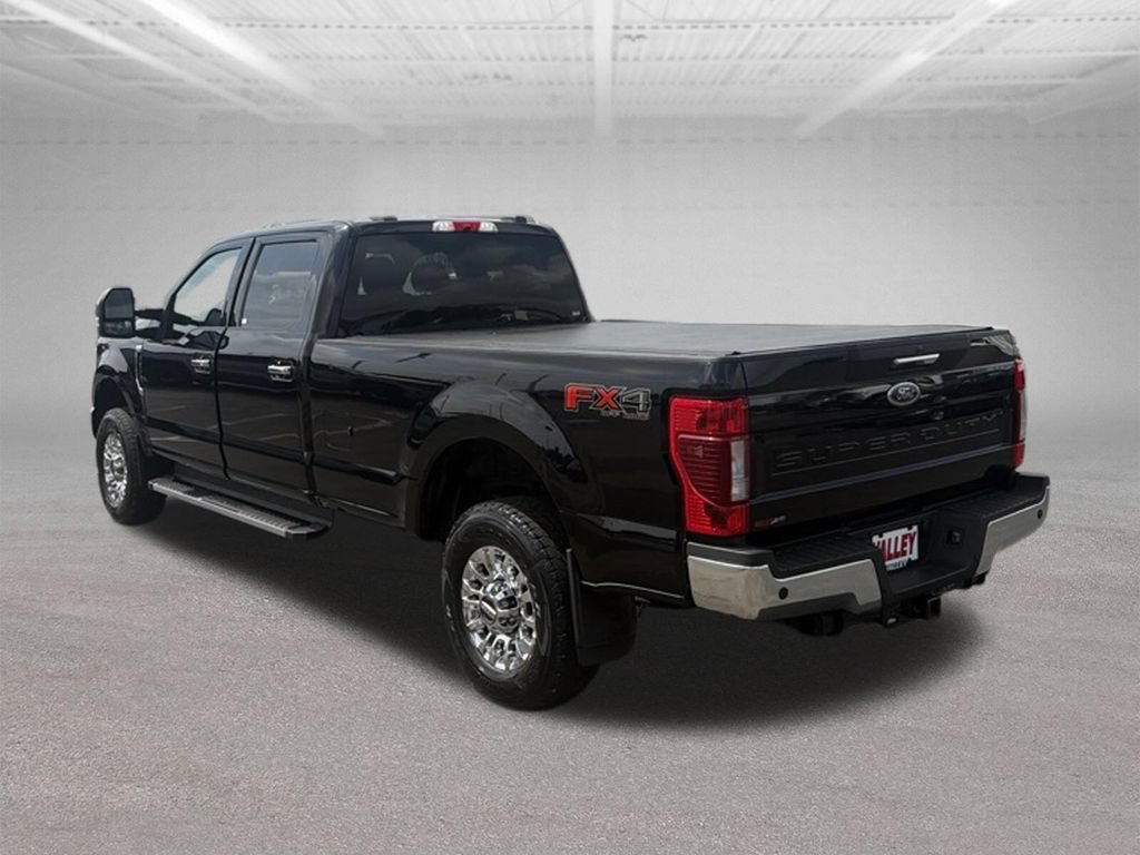 Used 2022 Ford F350 XLT w/ XLT Premium Package AWD/4WD image 8