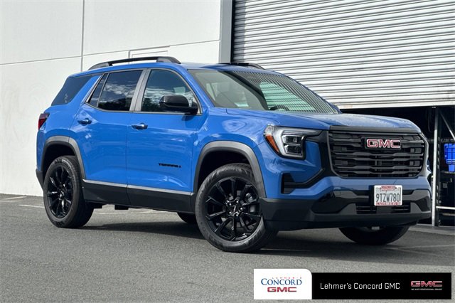 Used 2025 GMC Terrain Elevation w/ Elevation Premium Package