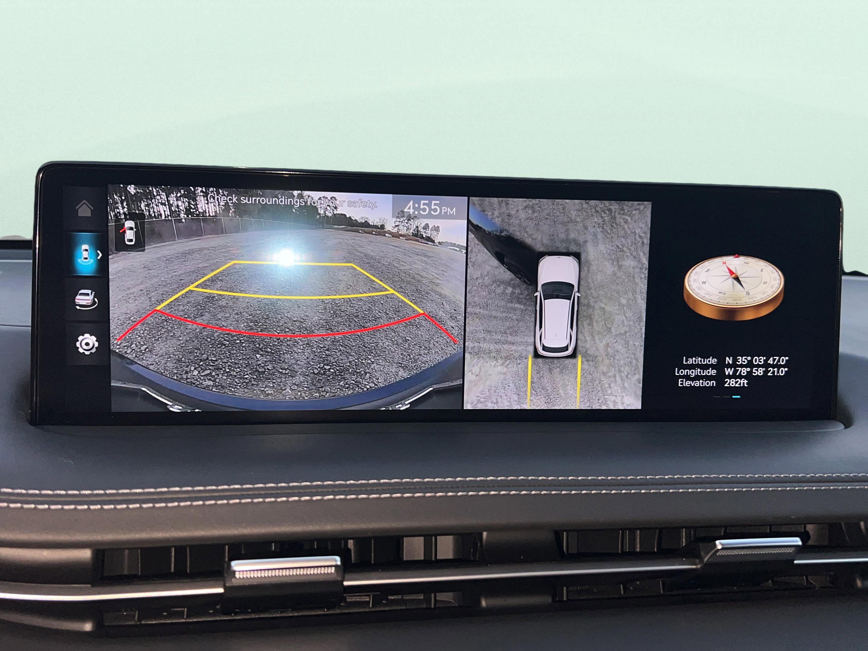 Used 2025 Genesis GV70 3.5T Sport w/ Sport Advanced Package AWD/4WD image 16