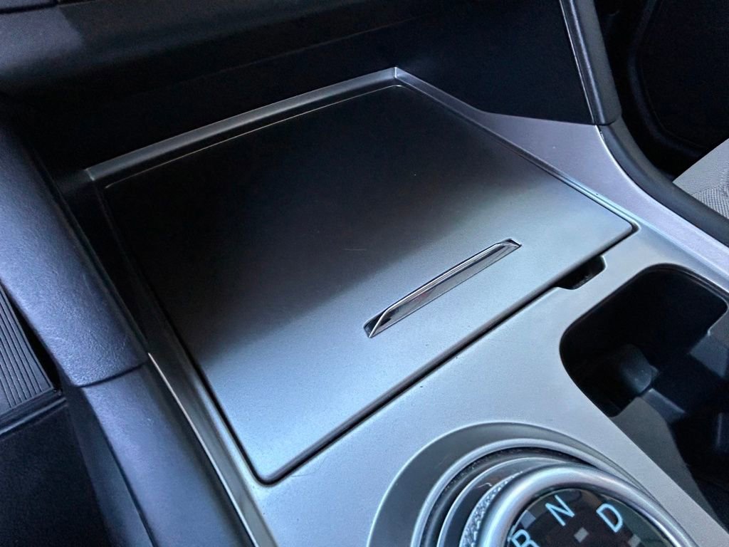 Used 2020 Ford Explorer XLT image 22