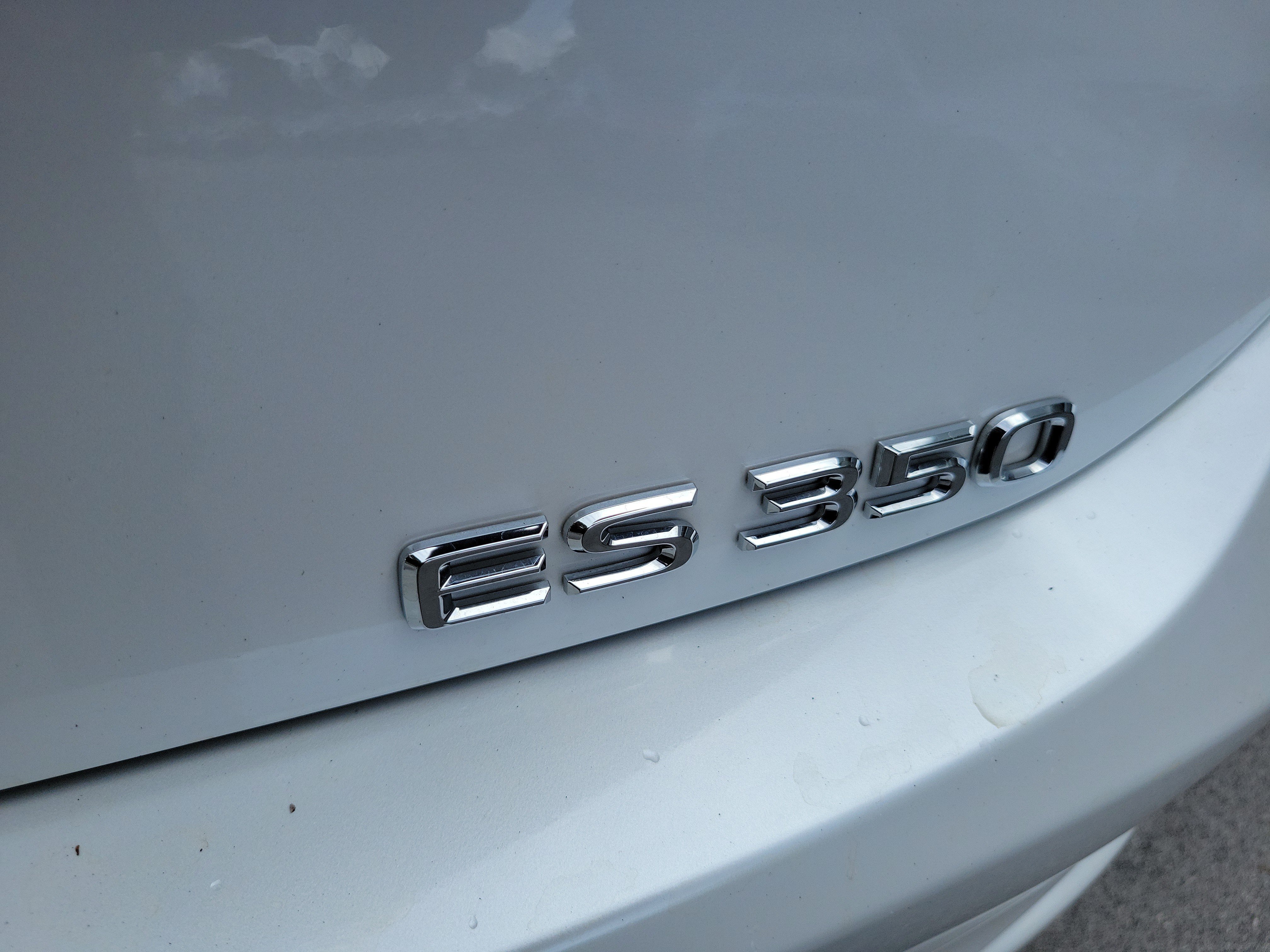 Used 2025 Lexus ES 350 w/ Premium Package FWD image 8