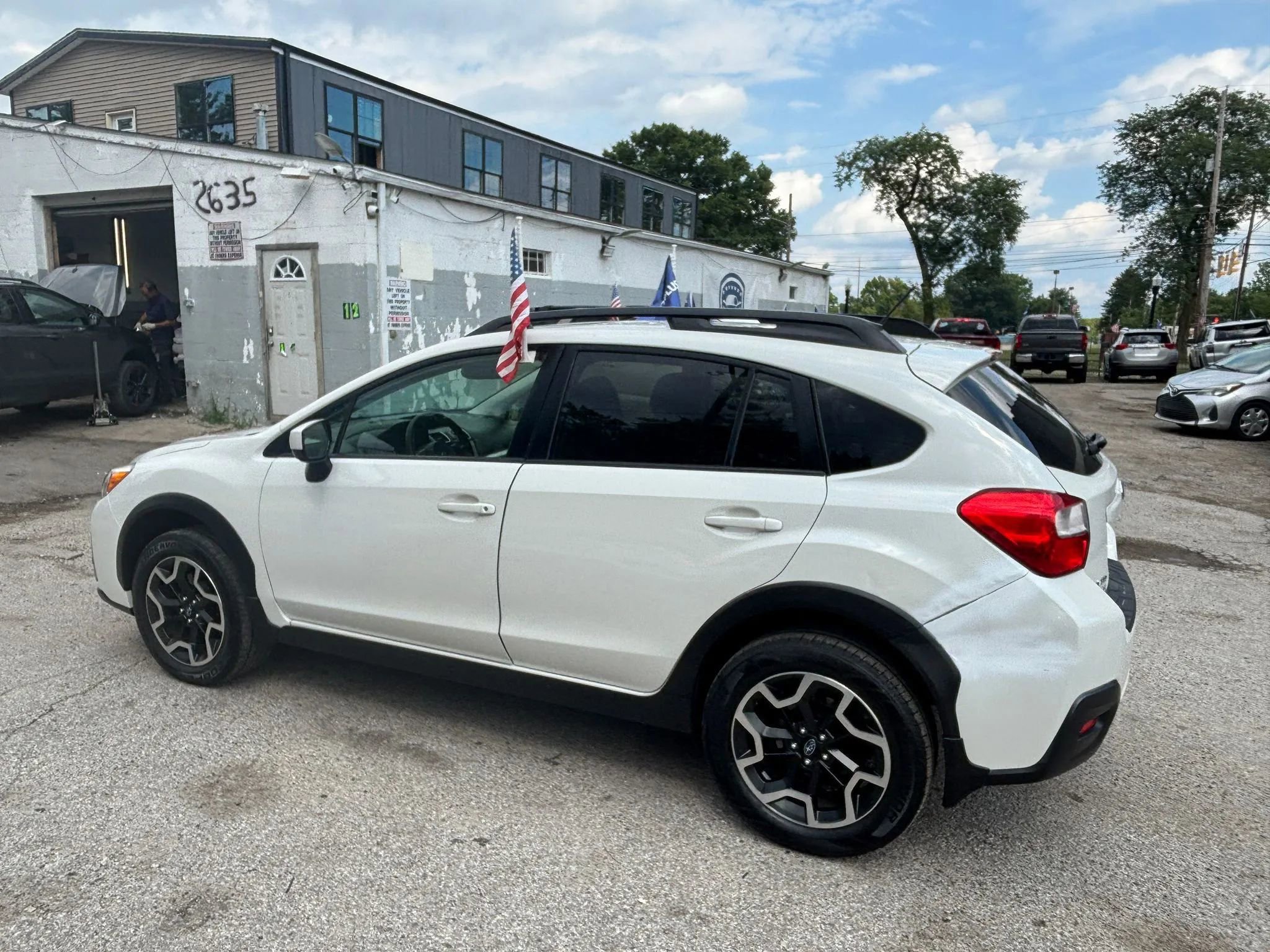 Used 2016 Subaru Crosstrek 2.0i Premium w/ Moonroof Package image 4