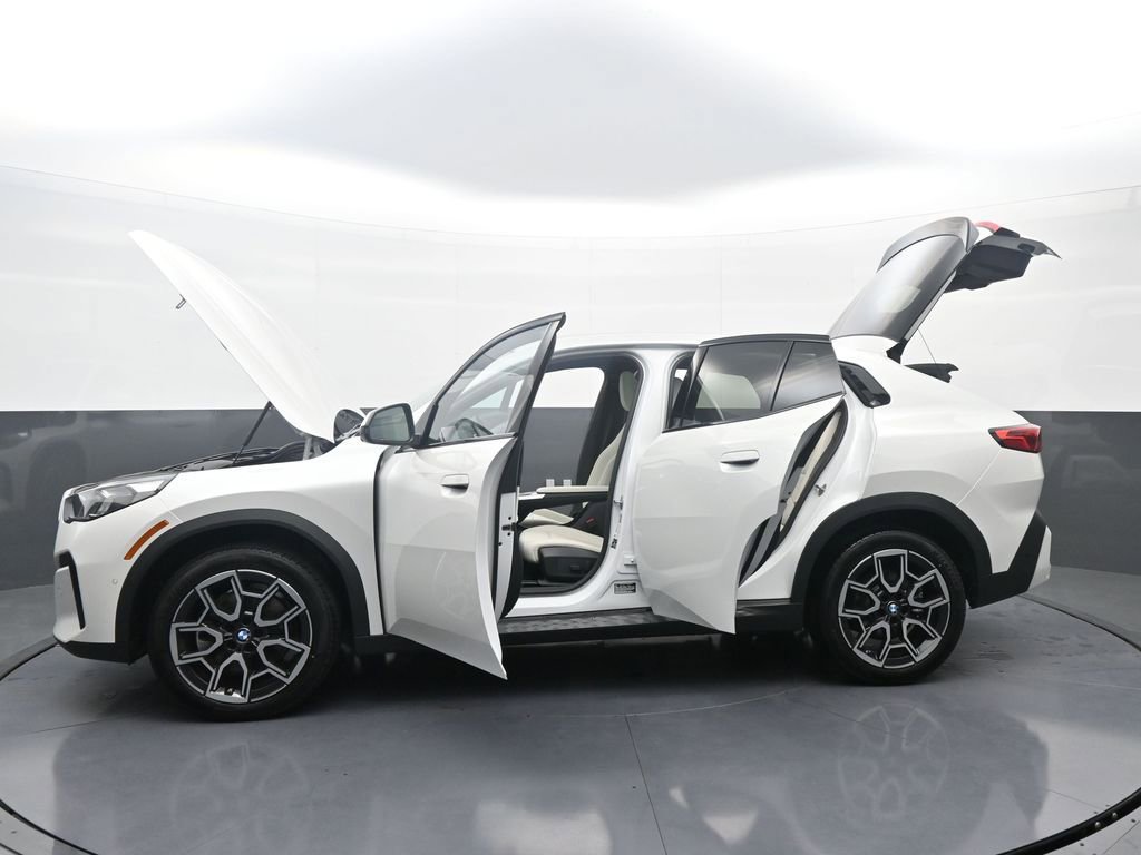 New 2026 BMW X2 xDrive28i w/ Technology Package AWD/4WD image 41