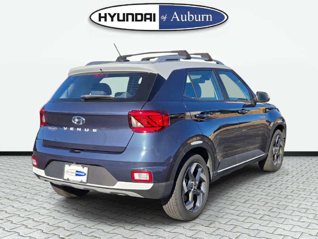 Certified 2024 Hyundai Venue Limited FWD image 5