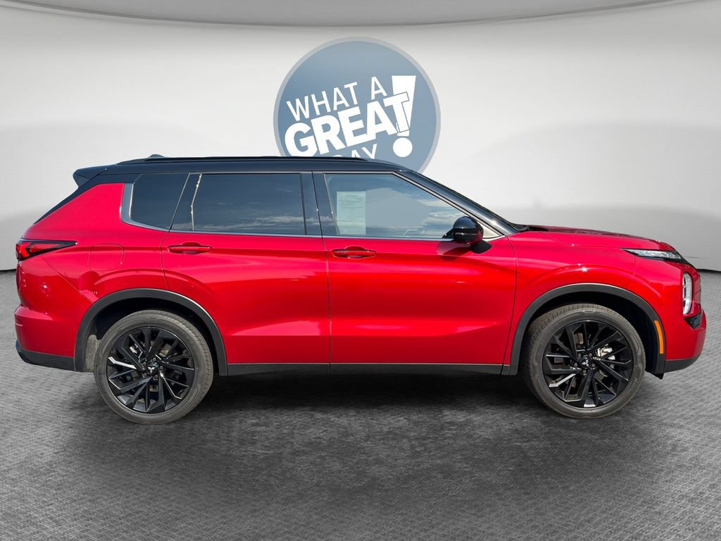 Used 2024 Mitsubishi Outlander SEL FWD video 2