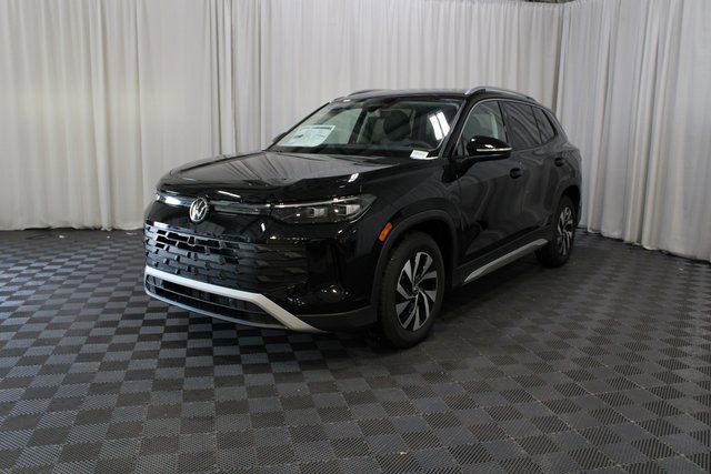 New 2025 Volkswagen Tiguan S FWD image 27
