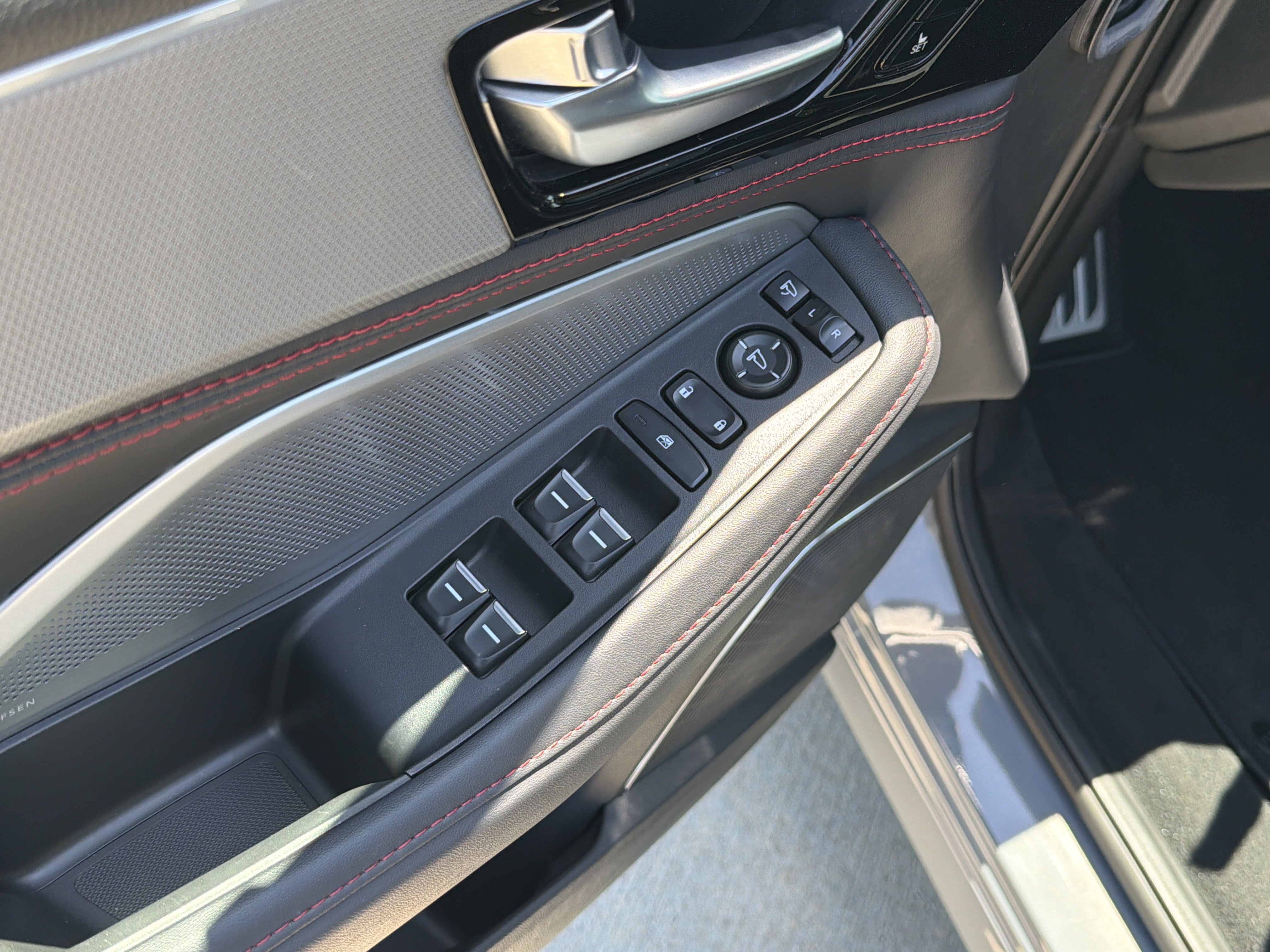 Certified 2025 Acura MDX A-Spec AWD/4WD image 15