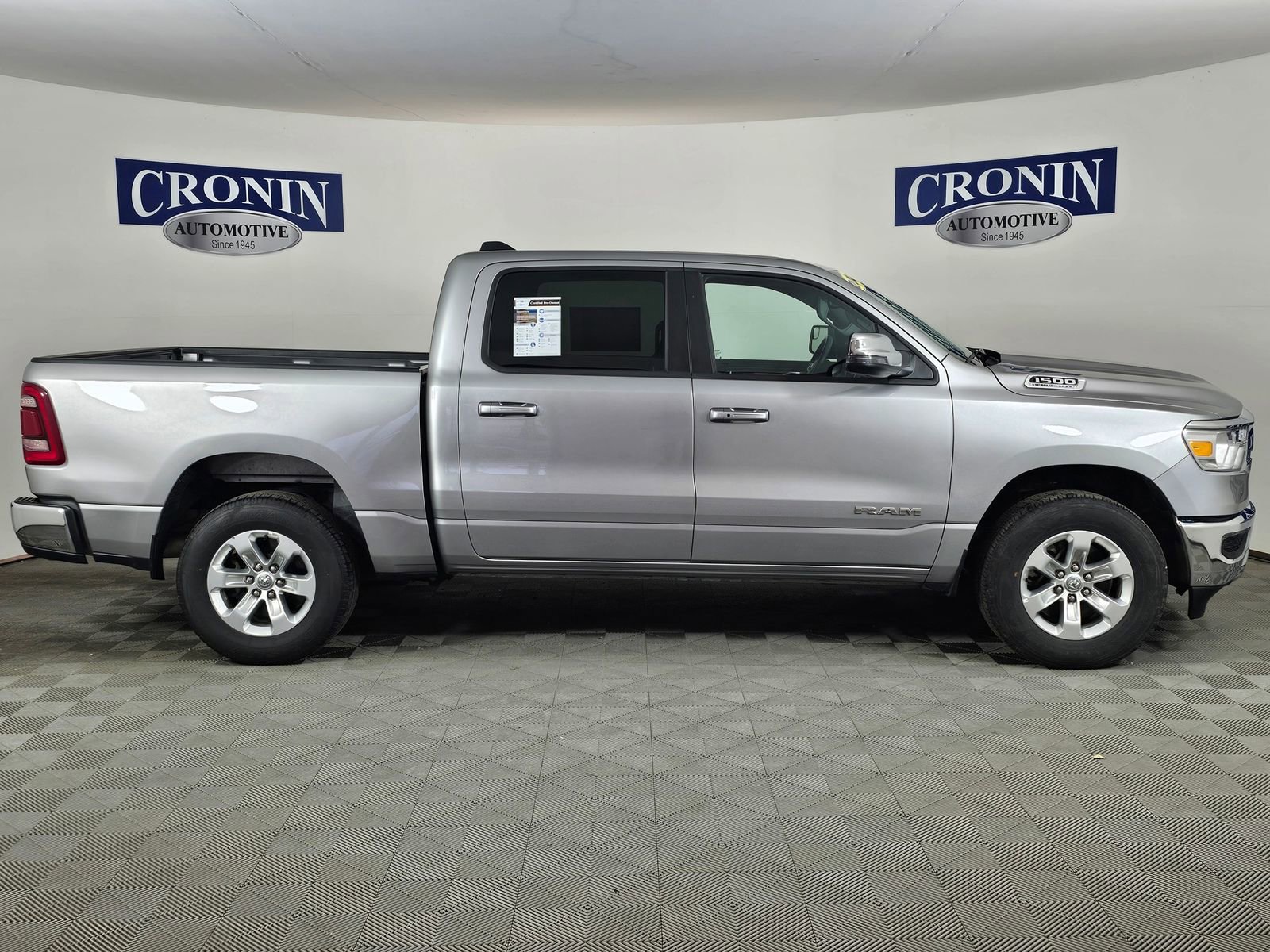 Used 2024 RAM 1500 Laramie image 6