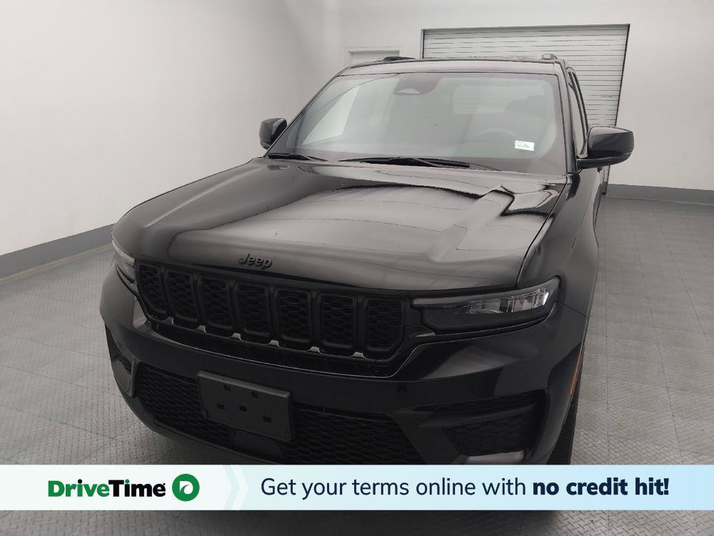 Used 2023 Jeep Grand Cherokee Altitude AWD/4WD image 1