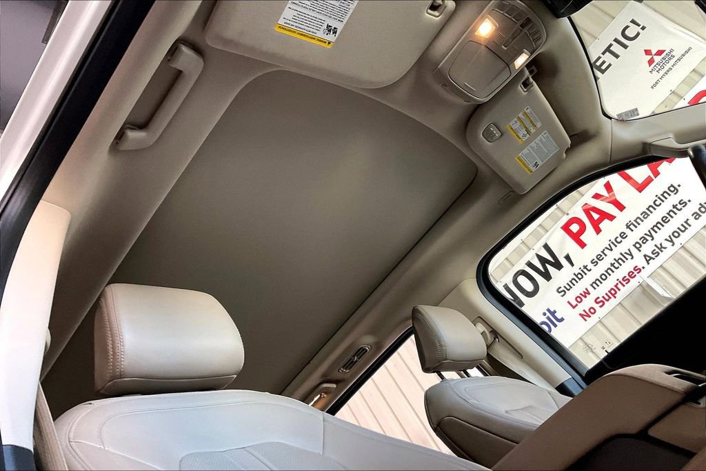 Used 2024 Ford Expedition Limited image 13