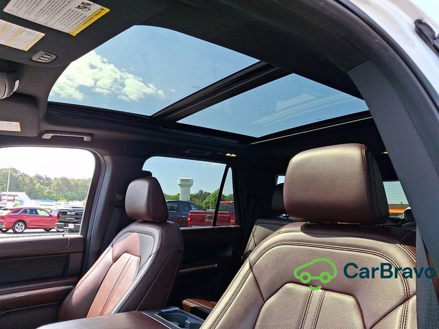 Used 2024 Ford Expedition Limited AWD/4WD image 15