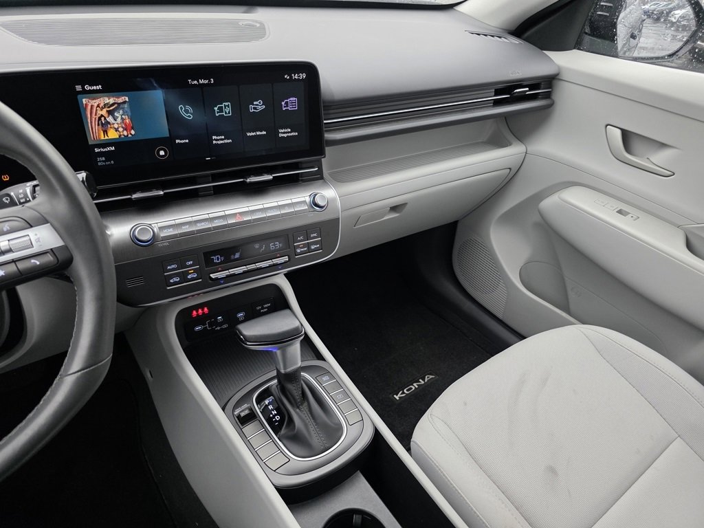 Used 2025 Hyundai Kona SEL image 27
