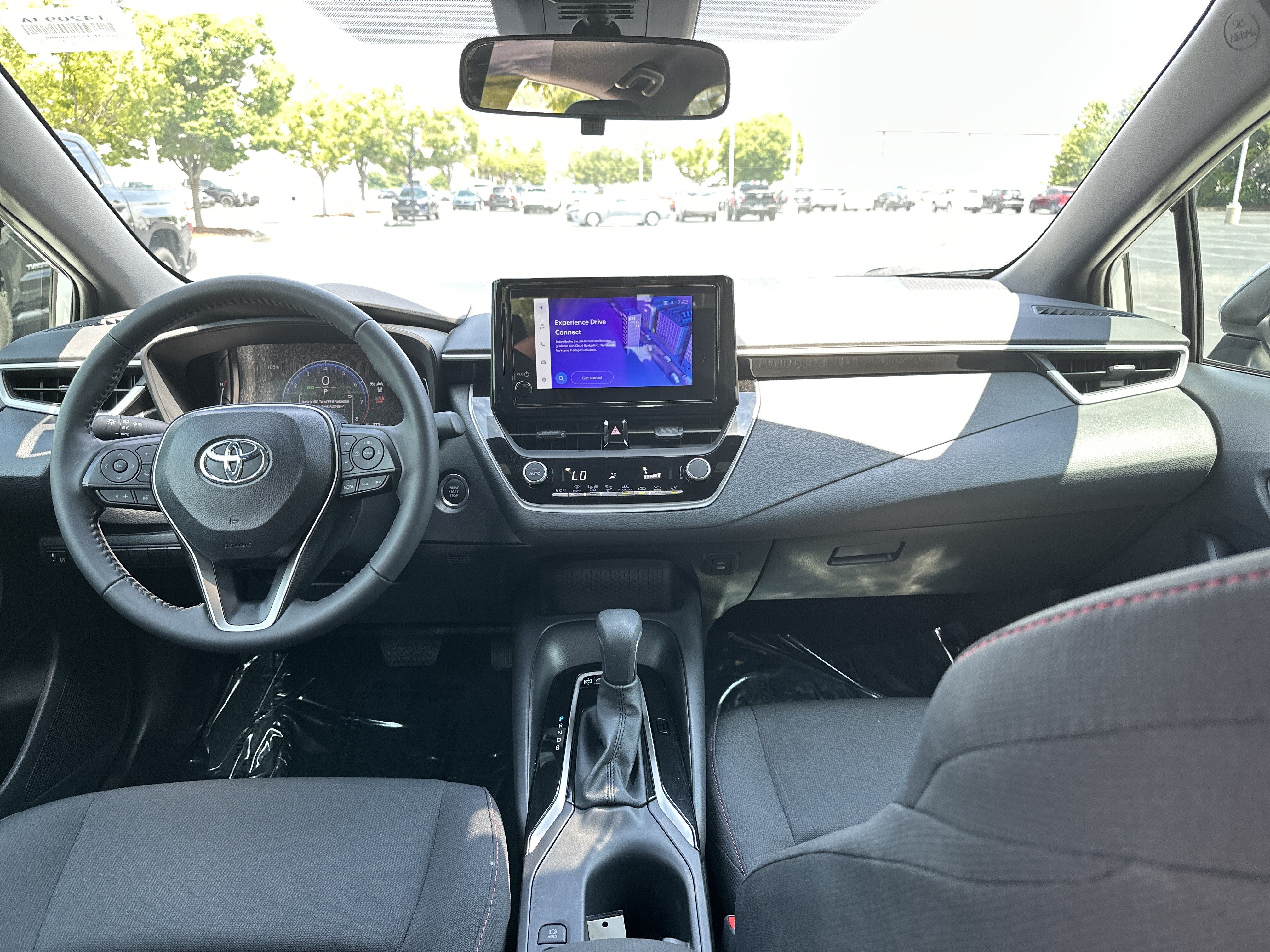 Certified 2026 Toyota Corolla SE FWD image 29