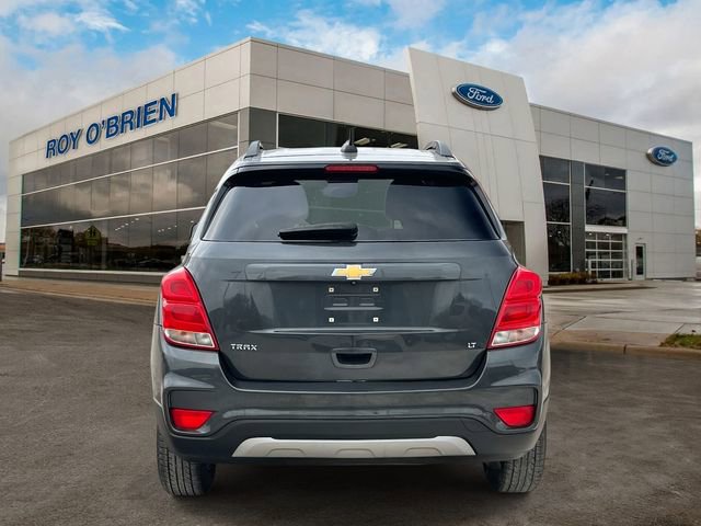 Used 2017 Chevrolet Trax LT w/ LT Convenience Package image 4