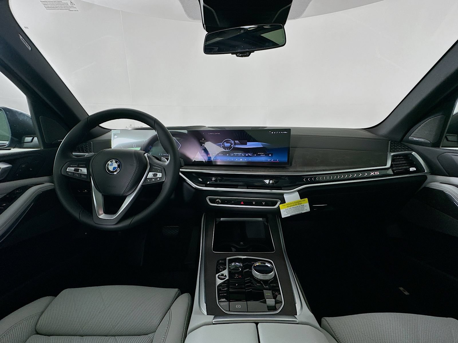 New 2026 BMW X5 xDrive50e w/ Executive Package AWD/4WD image 14