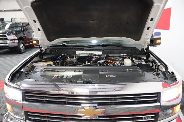 Used 2015 Chevrolet Silverado 3500 LTZ w/ Duramax Plus Package AWD/4WD image 69