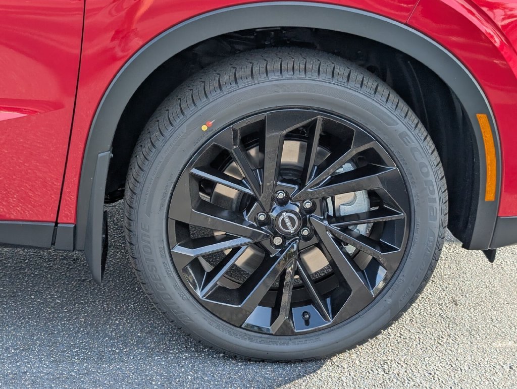 New 2026 Nissan Rogue SL AWD/4WD image 9