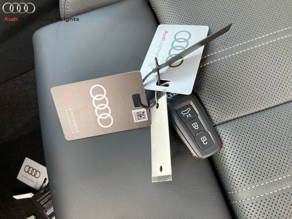 New 2025 Audi Q5 Premium Plus image 30