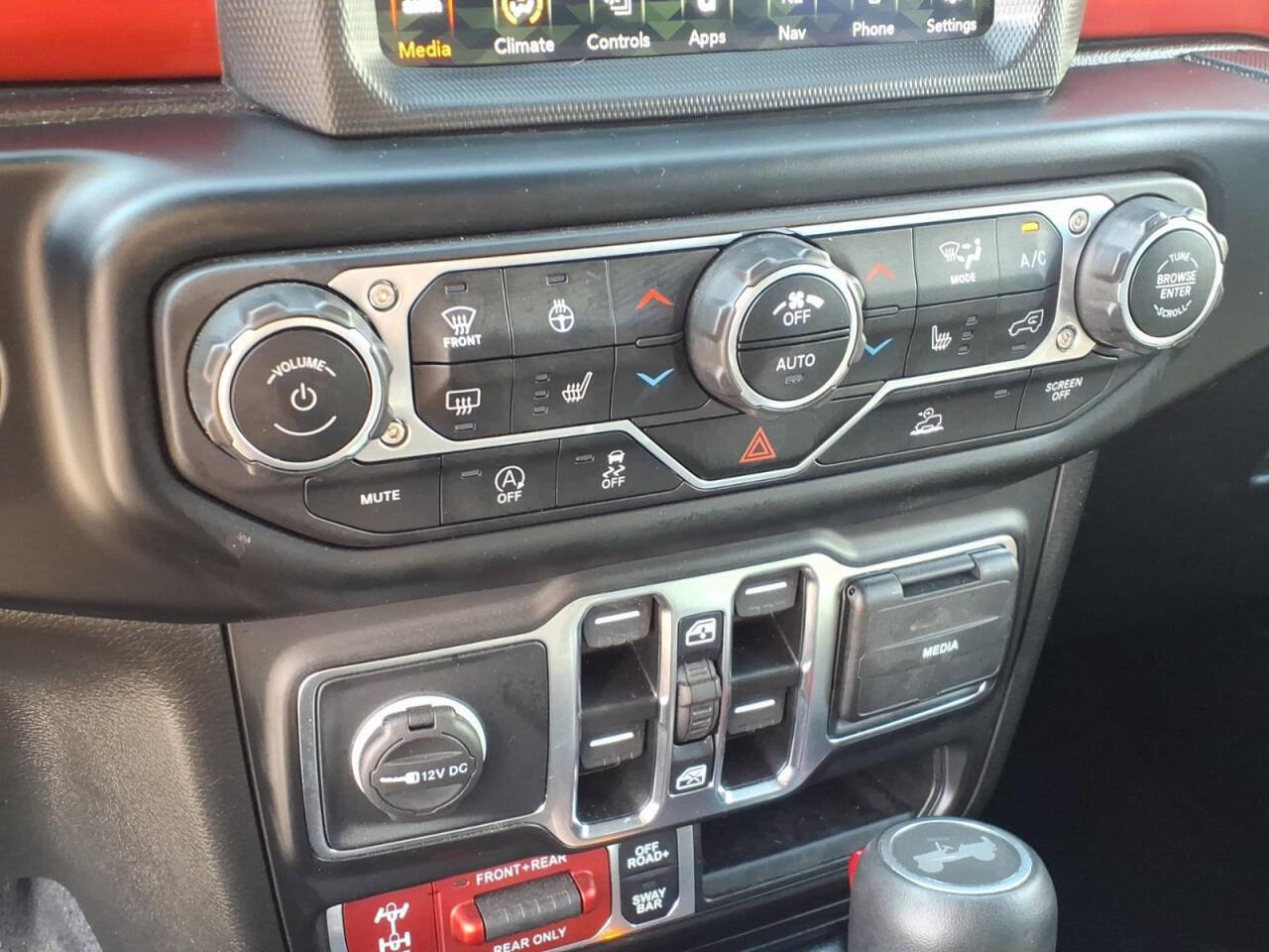 Used 2021 Jeep Wrangler Unlimited Rubicon w/ Xtreme Recon 35" Tire Package image 14