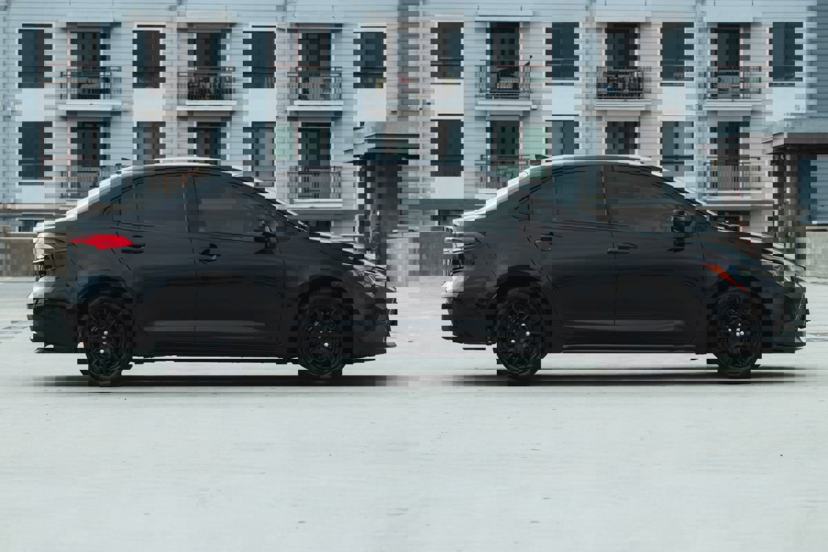 Used 2021 Toyota Corolla LE image 10