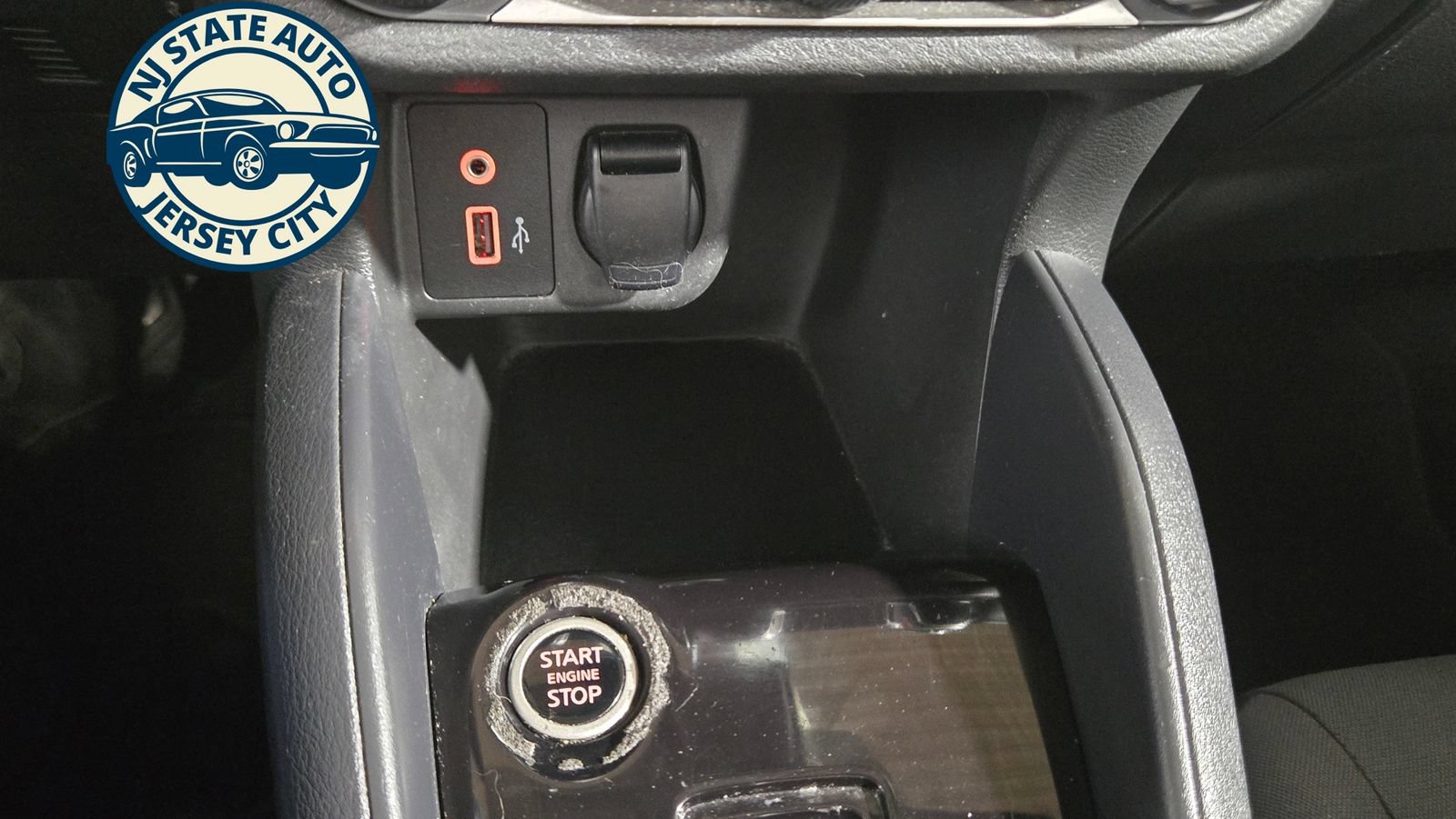 Used 2021 Nissan Versa S FWD image 16