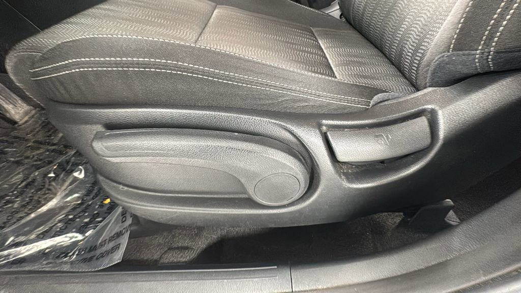 Used 2022 Kia Sportage LX image 11