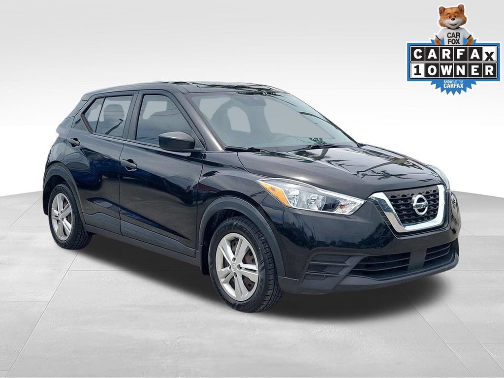 Used 2020 Nissan Kicks S FWD image 1