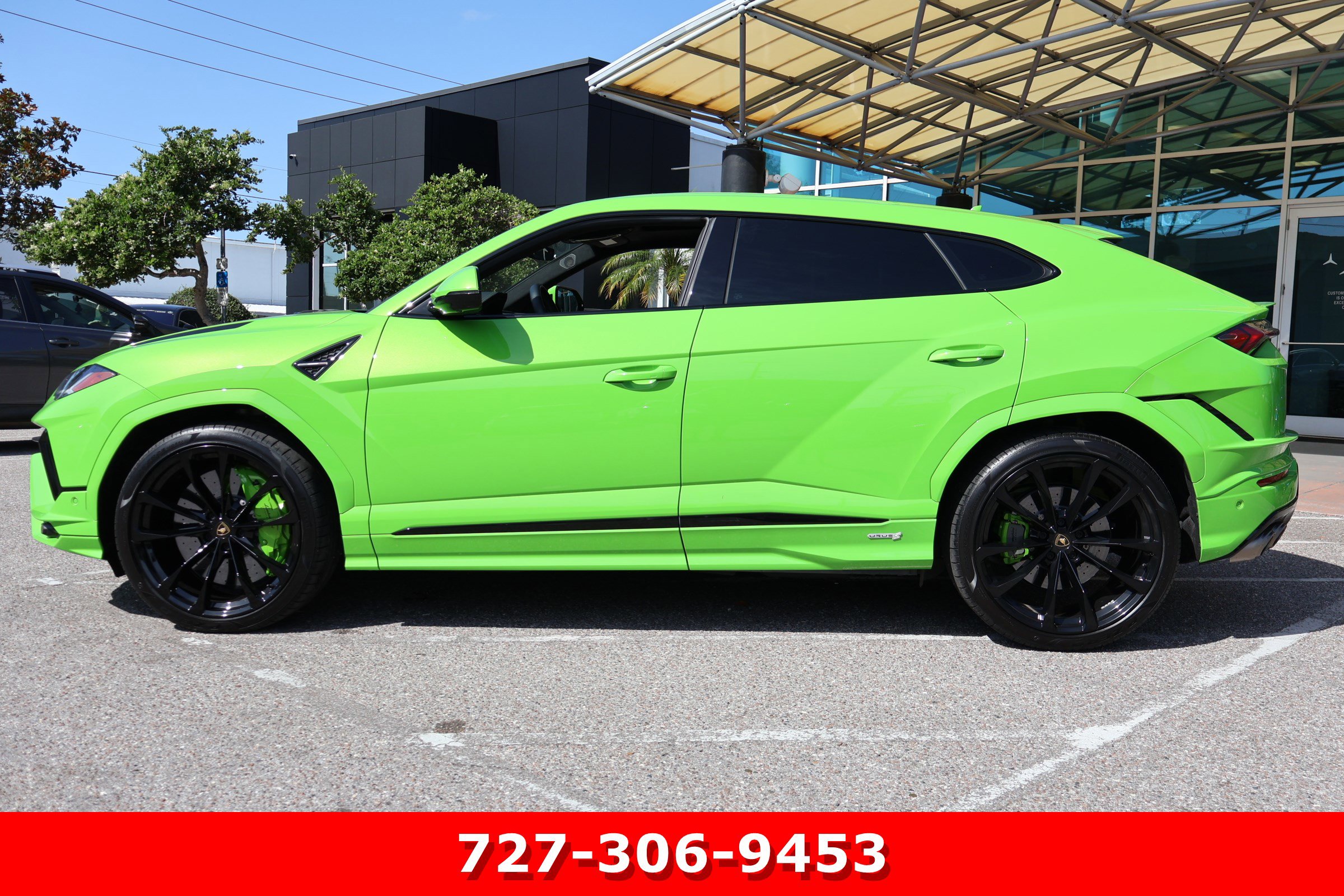Used 2023 Lamborghini Urus S AWD/4WD image 6