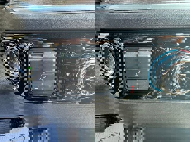 New 2026 GMC Sierra 1500 SLT w/ SLT Premium Package image 31