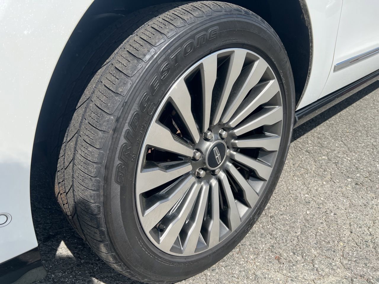 Used 2020 Lincoln Navigator L Reserve w/ Luxury Package image 11