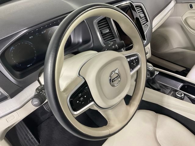 Used 2022 Volvo XC90 T5 Momentum w/ Protection Package Premier FWD image 20