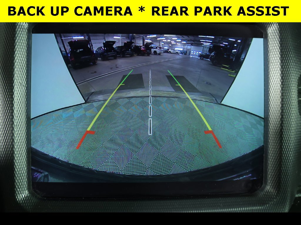 Used 2018 Jeep Wrangler Unlimited Sahara image 9