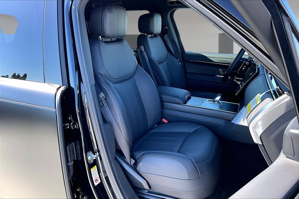 New 2026 Land Rover Range Rover SE AWD/4WD image 11