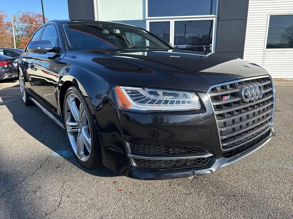 Used 2015 Audi S8 w/ S8 Cold Weather Package image 5