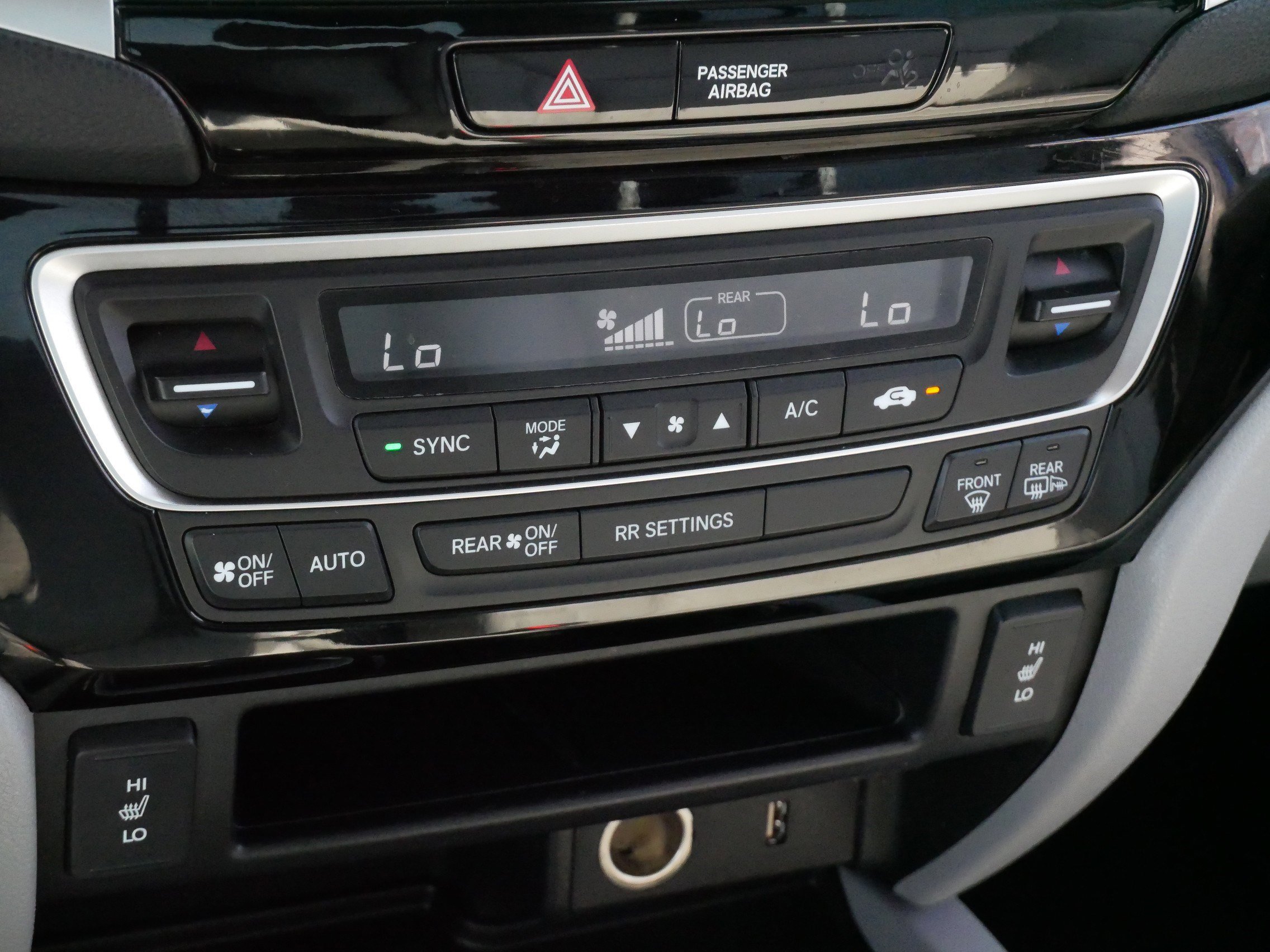 Used 2017 Honda Ridgeline RTL-E image 23