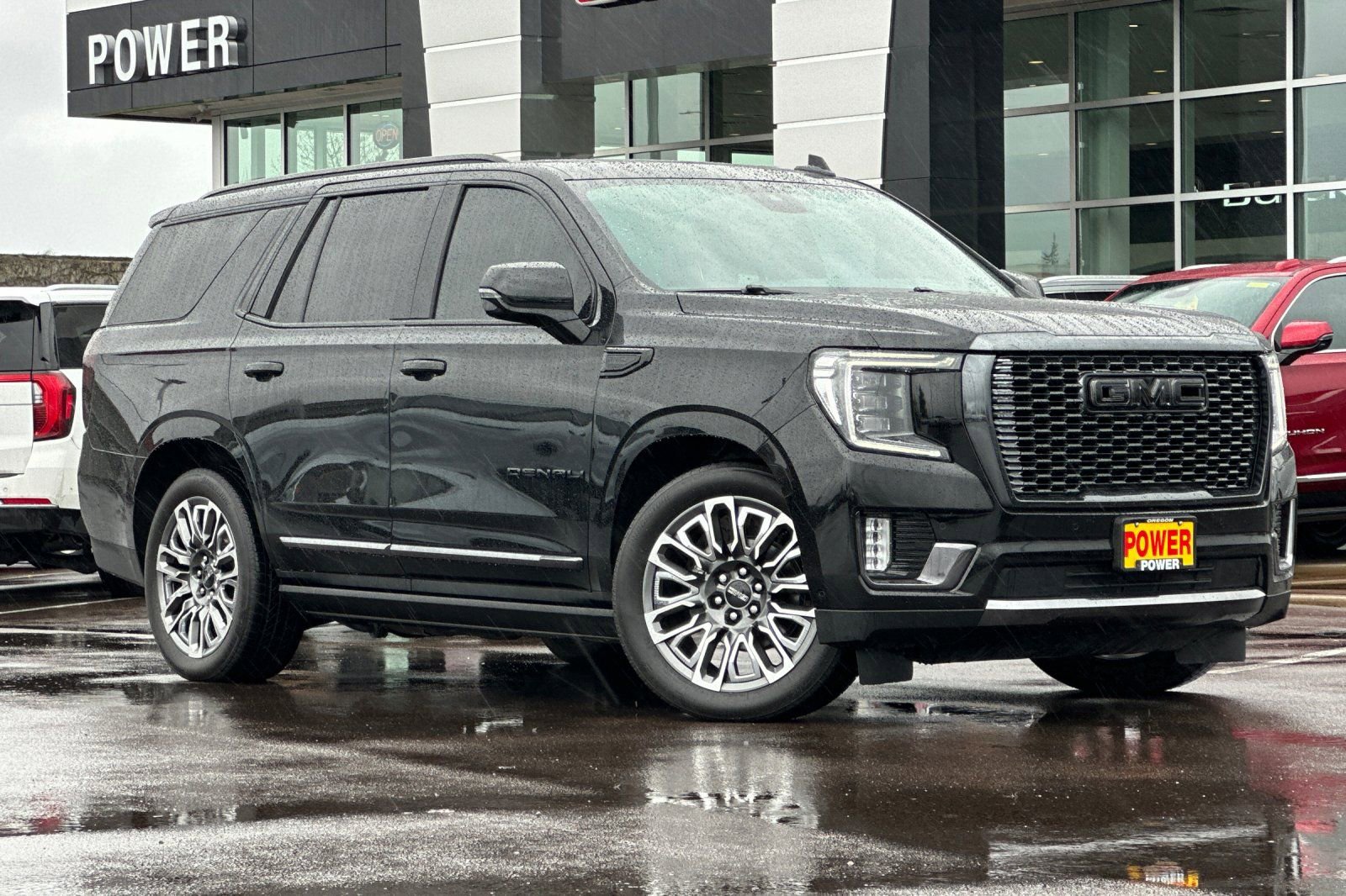 Used 2023 GMC Yukon Denali Ultimate image 2